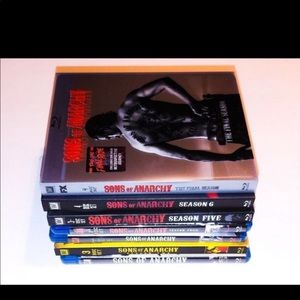 All seasons of DVD Sons of Anarchy